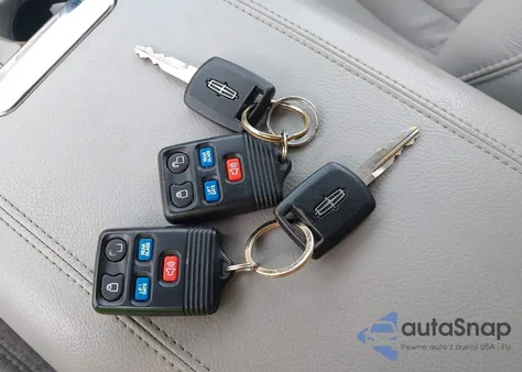 2004 Lincoln Navigator from USA, damaged, VIN 5LMFU28R84LJ43403